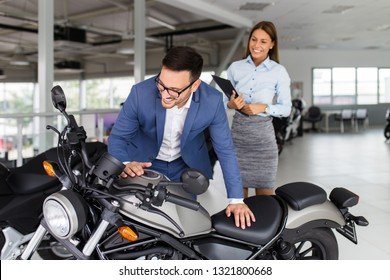 Car / Bike Dealer